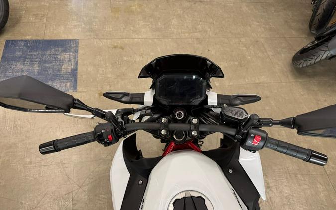 2026 Kawasaki Z500 SE ABS