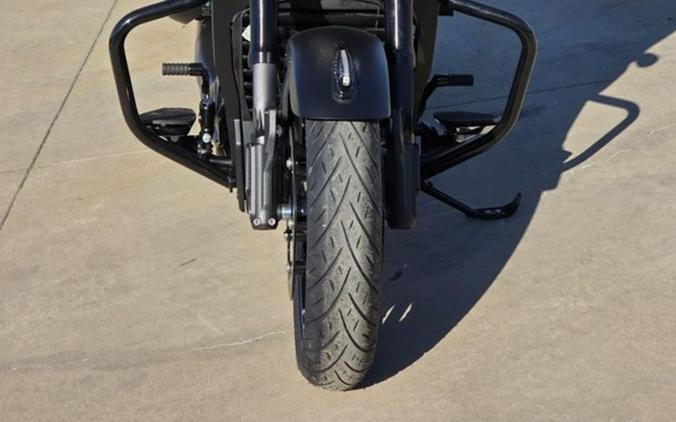 2026 Indian Motorcycle® Chieftain® PowerPlus Dark Horse® 112 Black Smoke