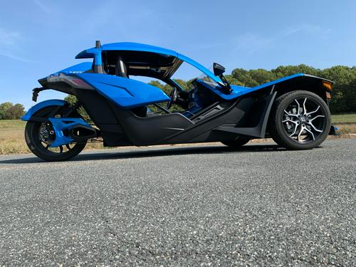 2020 Polaris Slingshot SL Review (17 Fast Facts on 3 Wheels)