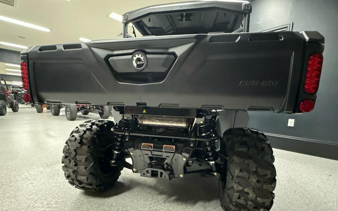 2025 Can-Am Defender XT HD9