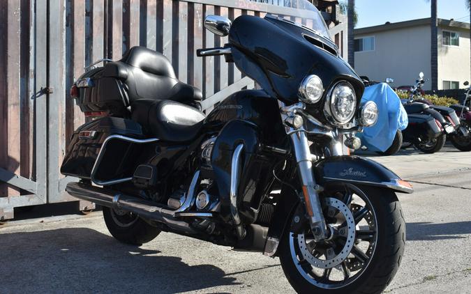2019 Harley-Davidson® Ultra Limited FLHTK