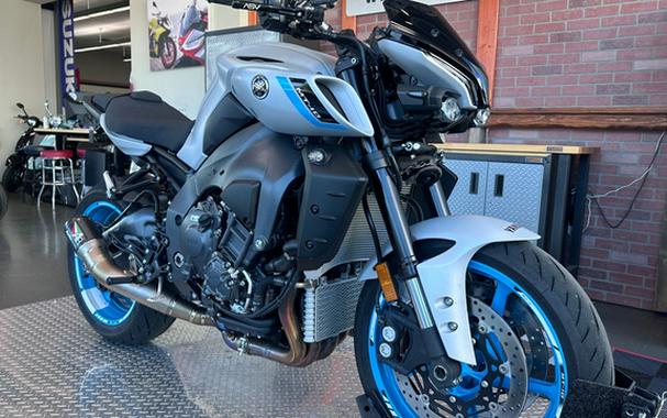2025 Yamaha MT 10