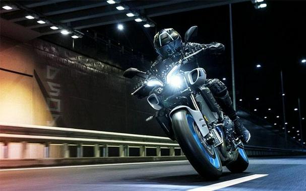 2025 Yamaha MT 10