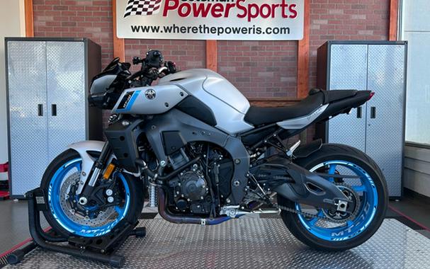 2025 Yamaha MT 10