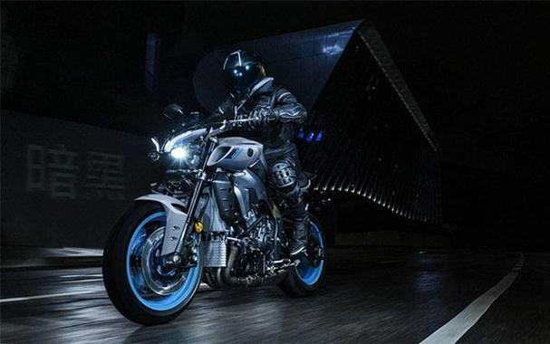 2025 Yamaha MT 10