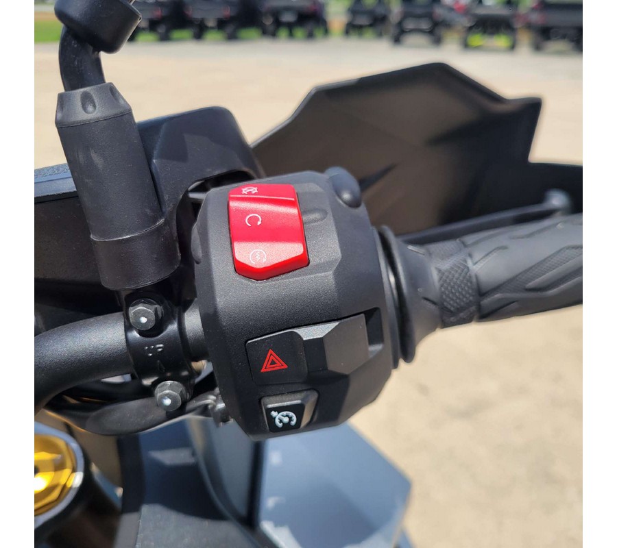 2024 Suzuki GSX-S1000GX+