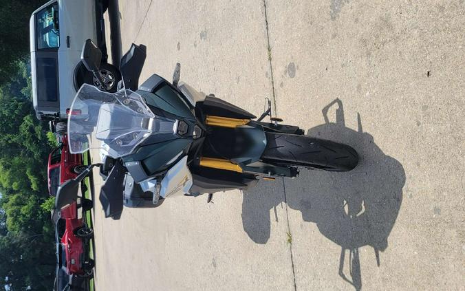 2024 Suzuki GSX-S1000GX+