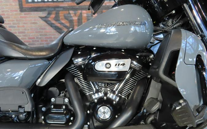 2022 Harley-Davidson® Ultra Limited FLHTK