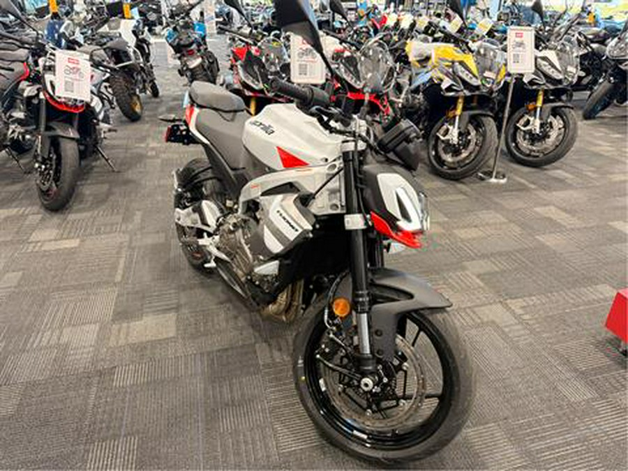 2026 Aprilia Tuono 457