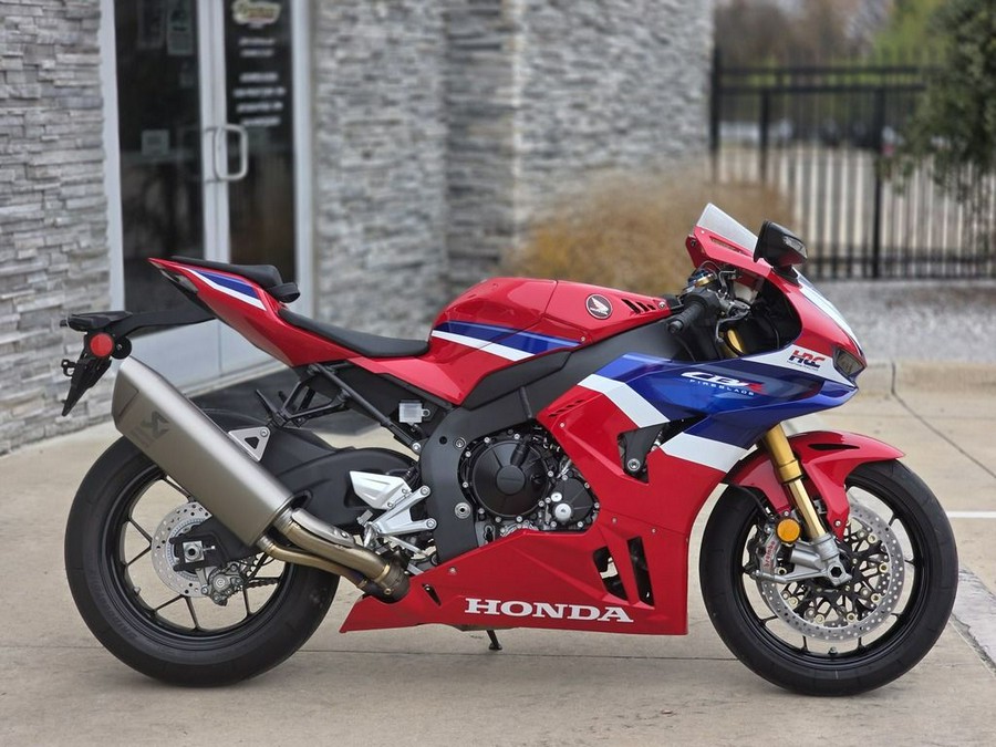 2025 Honda® CBR1000RR-R Fireblade SP