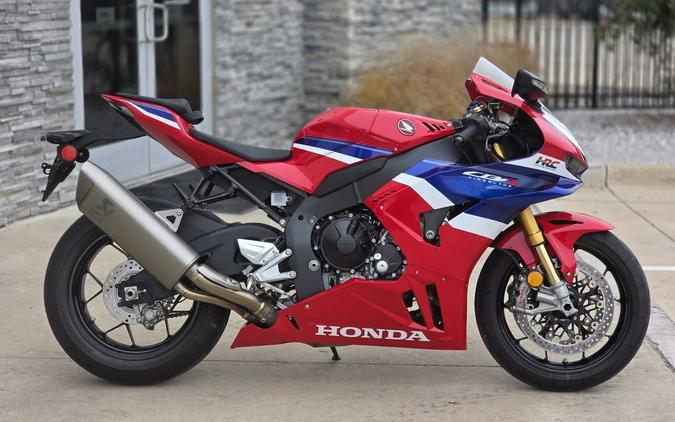 2025 Honda® CBR1000RR-R Fireblade SP
