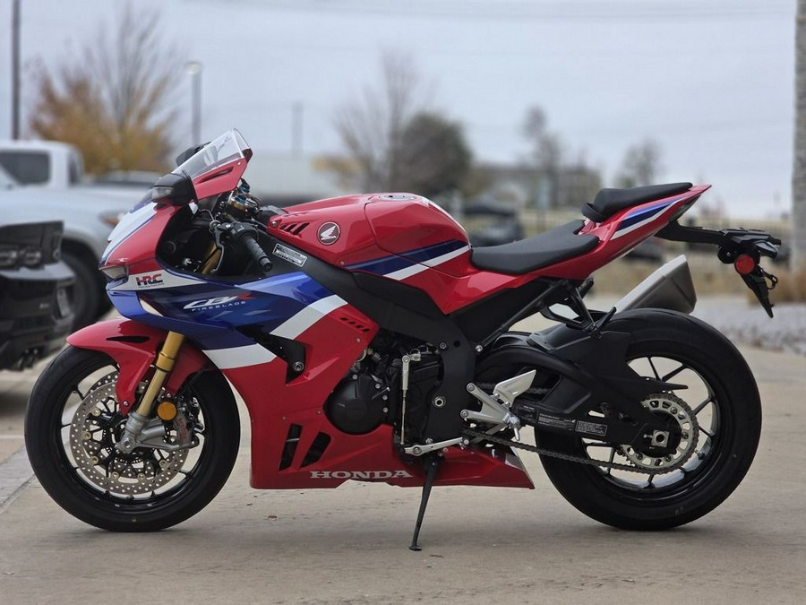 2025 Honda® CBR1000RR-R Fireblade SP