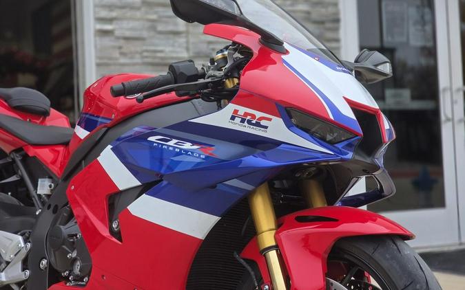 2025 Honda® CBR1000RR-R Fireblade SP