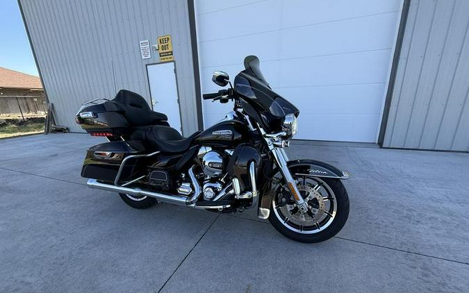 2016 Harley-Davidson® FLHTCU - Electra Glide® Ultra Classic®