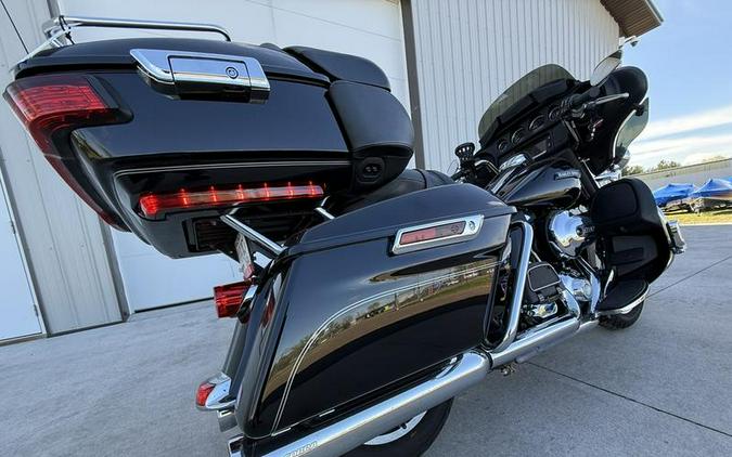 2016 Harley-Davidson® FLHTCU - Electra Glide® Ultra Classic®