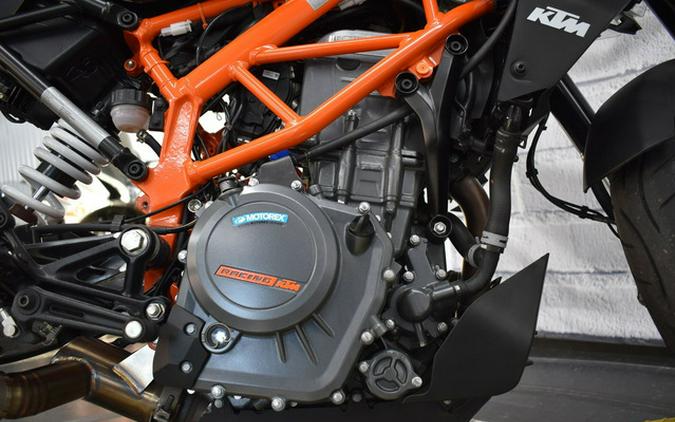2023 KTM Duke 390