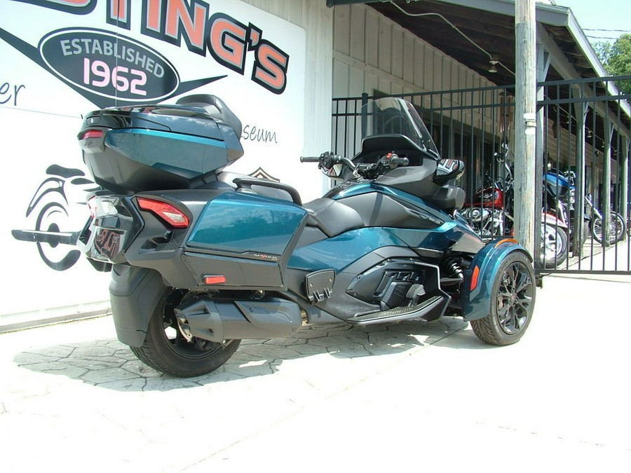 2020 Can-Am® Spyder® RT Limited Dark