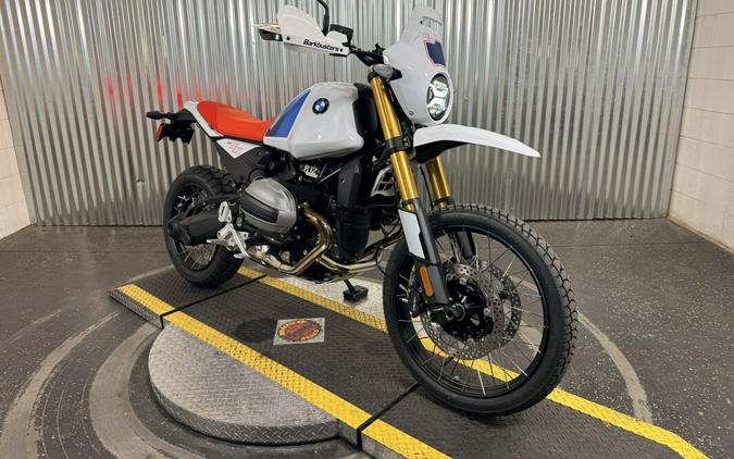 2026 BMW R 12 G/S + Windscreen/Barkbusters