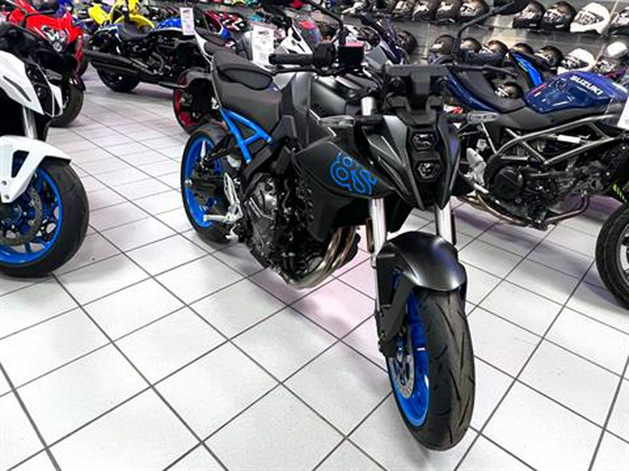 2024 Suzuki GSX-8S