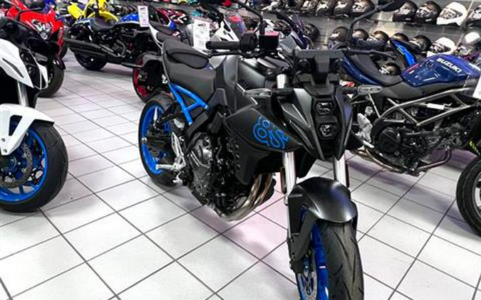 2024 Suzuki GSX-8S