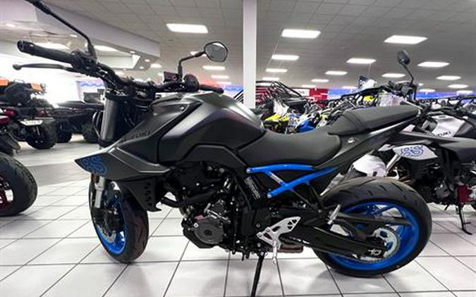 2024 Suzuki GSX-8S