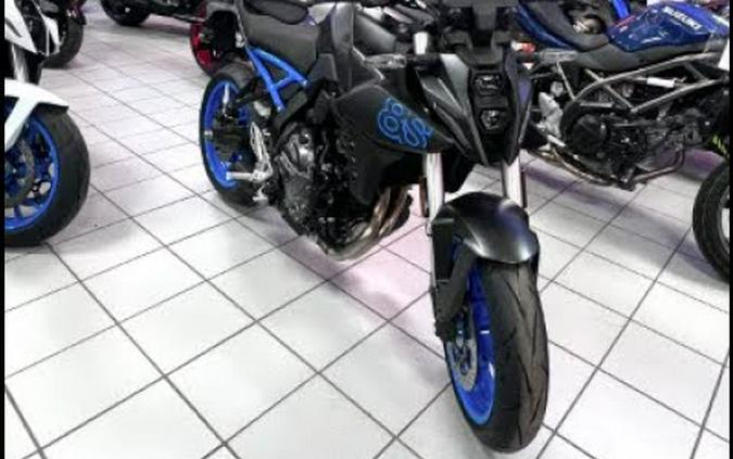 2024 Suzuki GSX-8S