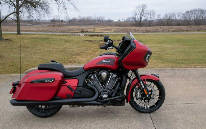 2024 Indian Motorcycle Challenger® Dark Horse®