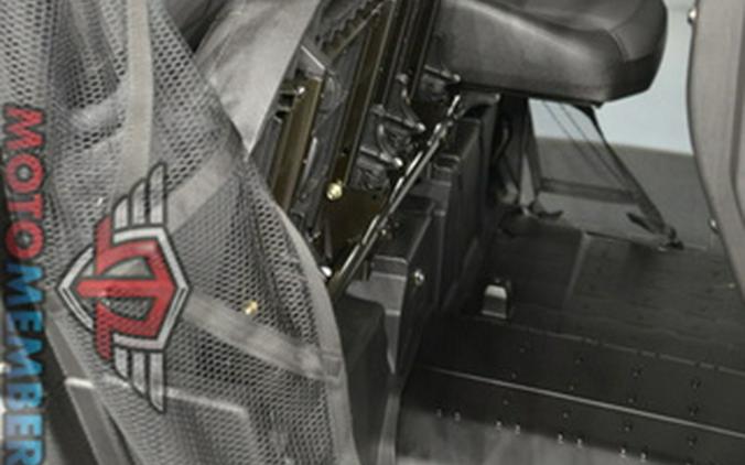 2025 Can-Am Defender MAX XT HD9