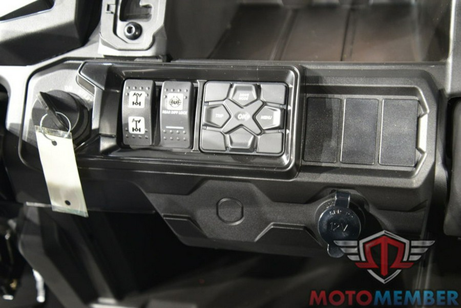 2025 Can-Am Defender MAX XT HD9