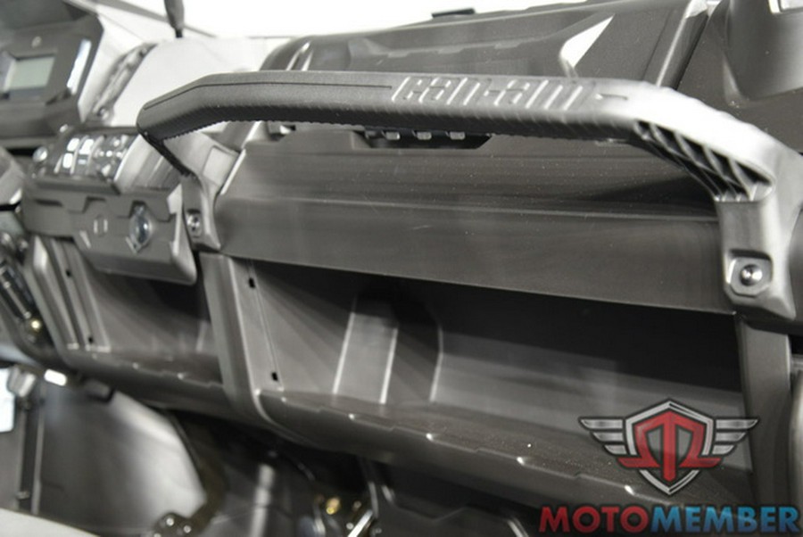 2025 Can-Am Defender MAX XT HD9