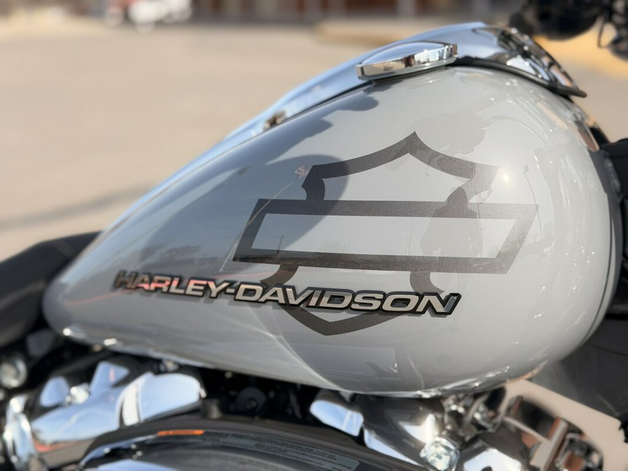 2026 Harley-Davidson® Breakout® FXBR DRK BILIARD GRY