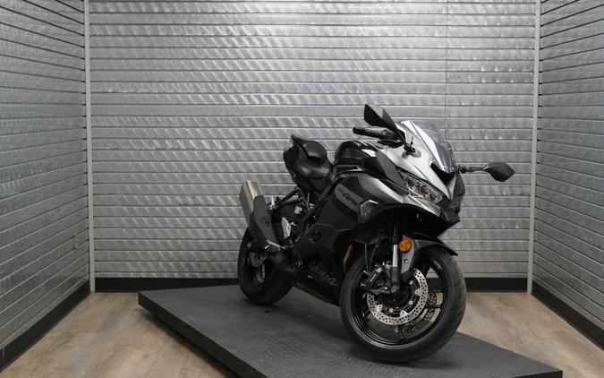 2026 KAWASAKI NINJA ZX4RR