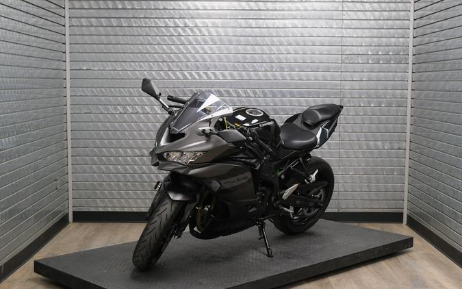 2026 KAWASAKI NINJA ZX4RR