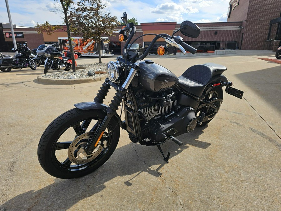 FXBBS 2022 Street Bob 114