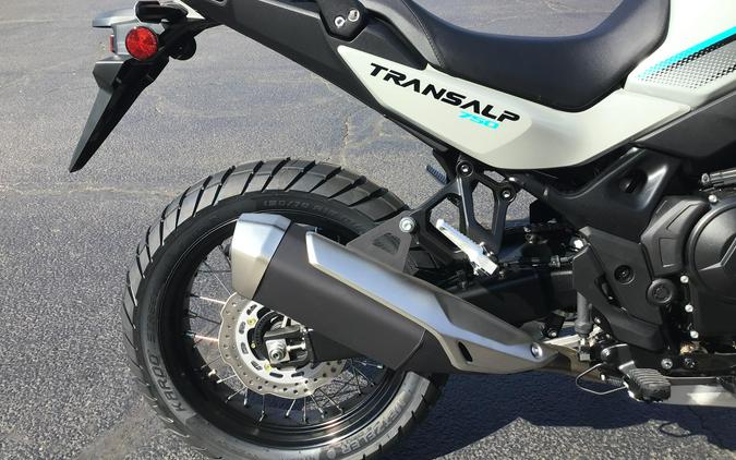 2026 HONDA XL750CT