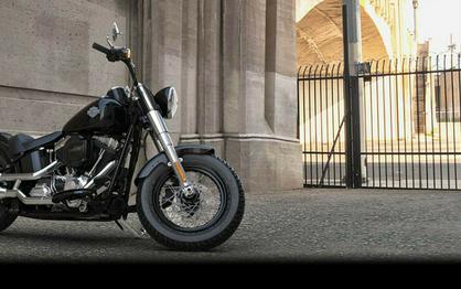 2017 Harley-Davidson Softail Slim Vivid Black