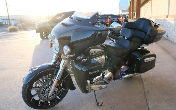 2024 INDIAN MOTORCYCLE ROADMASTER LTD BLACK AZURE CRYSTAL