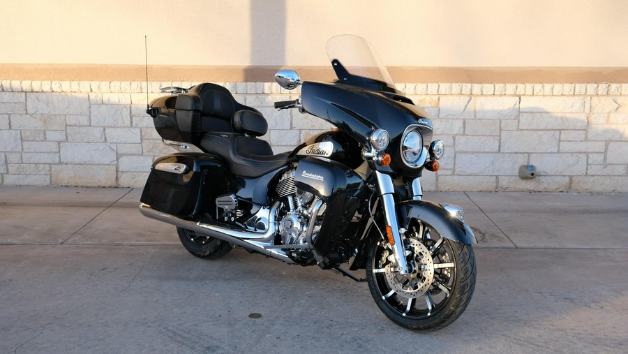 2024 INDIAN MOTORCYCLE ROADMASTER LTD BLACK AZURE CRYSTAL