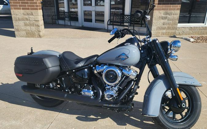 2026 Harley-Davidson® Heritage Classic Dark Billiard Gray Black Cast Wheels