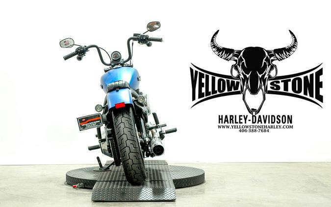 2026 Harley-Davidson® Street Bob® Aurora Blue Denim Chrome Laced Wheels