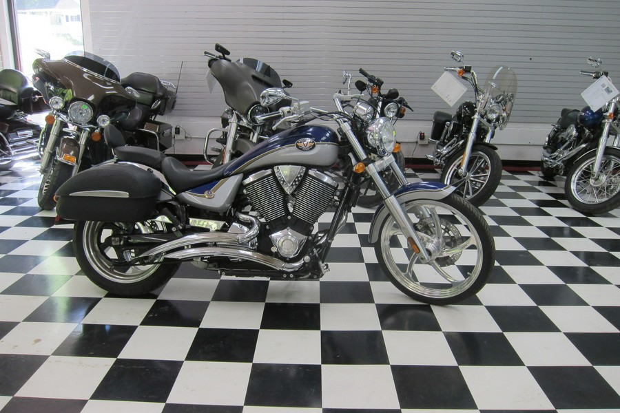 2005 VEGAS - Victory Motorcycles