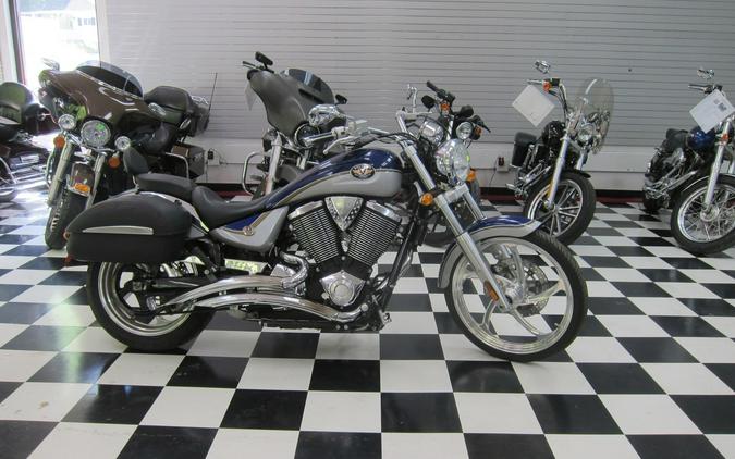 2005 VEGAS - Victory Motorcycles