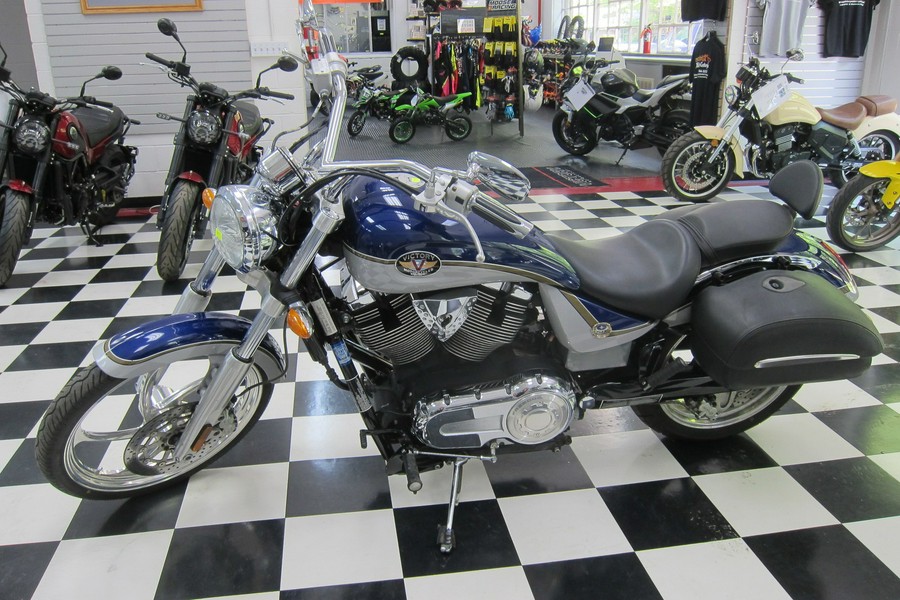 2005 VEGAS - Victory Motorcycles