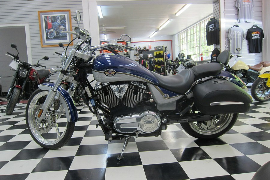 2005 VEGAS - Victory Motorcycles