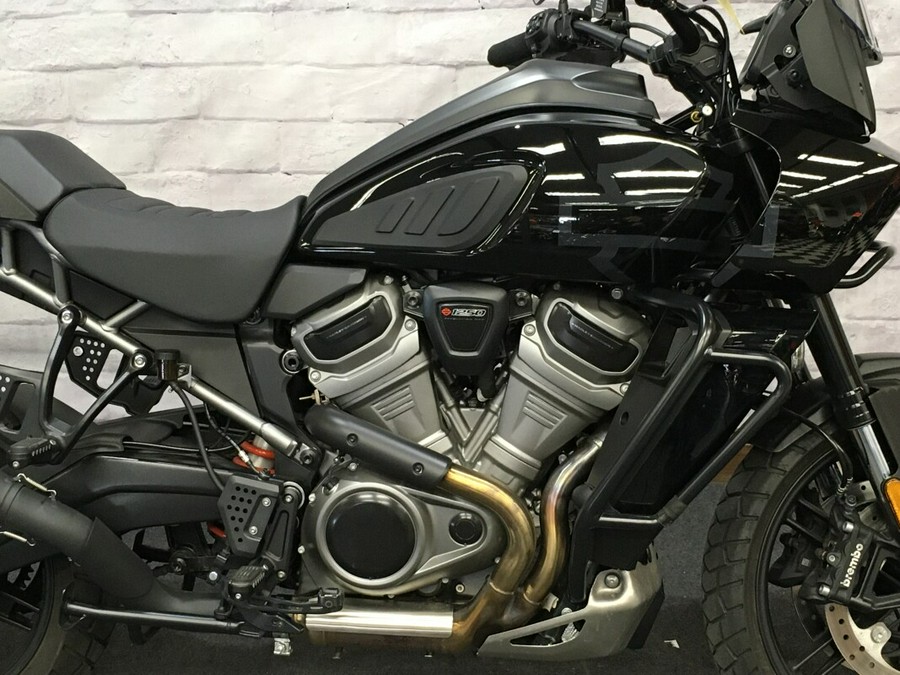 2022 Harley-Davidson Pan America™ 1250 Special Black RA1250S