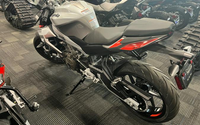 2026 Aprilia Tuono 457