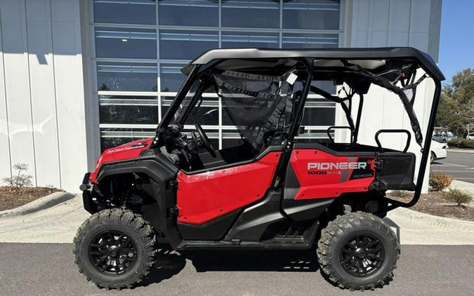 2025 Honda Pioneer 1000-5 Deluxe