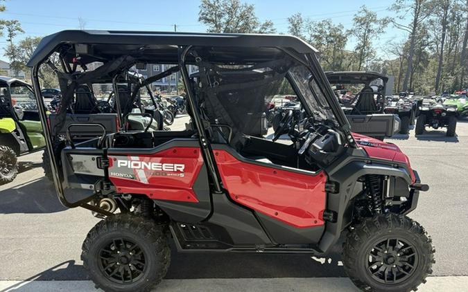 2025 Honda Pioneer 1000-5 Deluxe