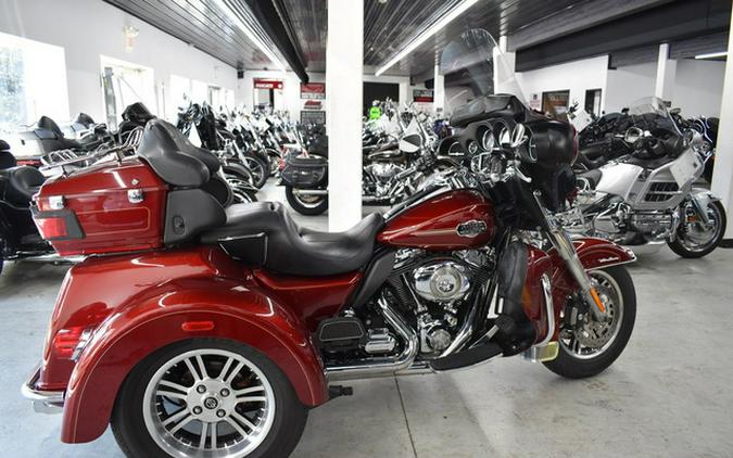 2010 Harley-Davidson Trike FLHTCUTG - Tri Glide Ultra Classic