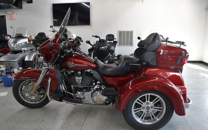 2010 Harley-Davidson Trike FLHTCUTG - Tri Glide Ultra Classic